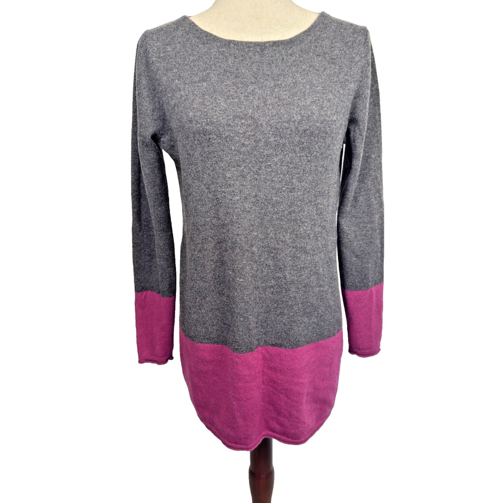 Chelsea & Theodore 30% Cashmere 70% Wool Blend Sweater Medium - Gray Pink‎ Long